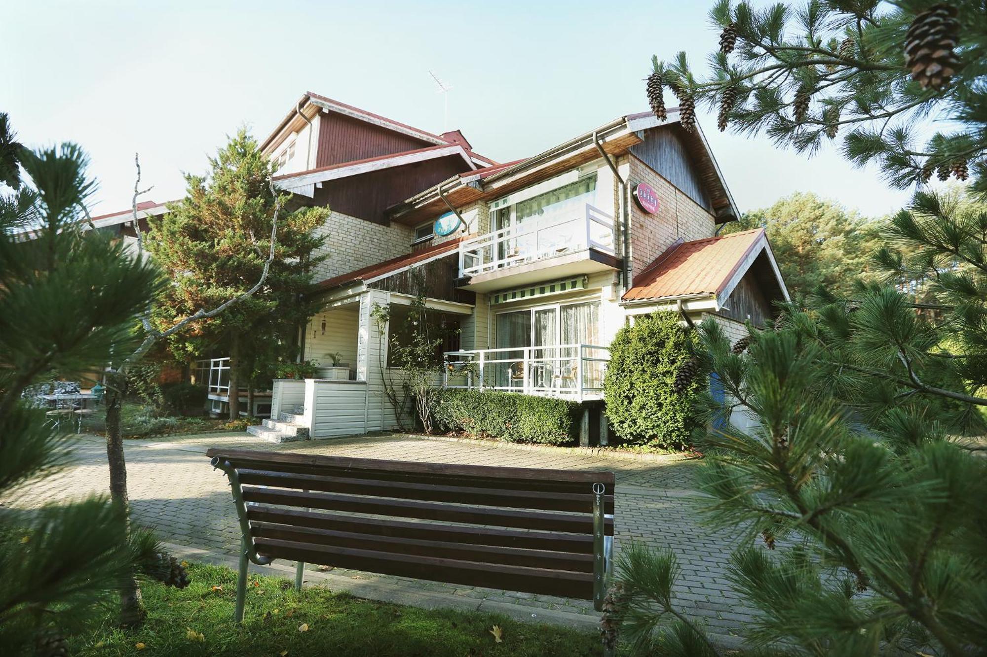 Pas Juste Apartment Nida Luaran gambar